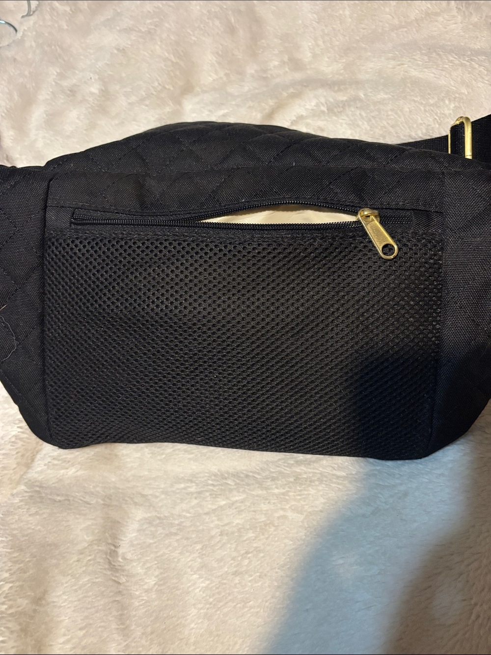 Quilted Black Women's Travel Belt Bag - Picture 7 of 8